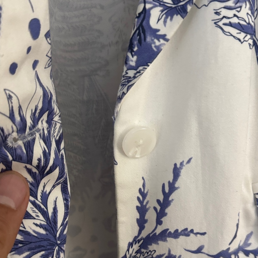 J. Peterman Blue and White Floral Blazer - Picture 4 of 16